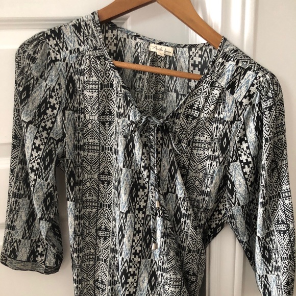 Antilia Femme Blouse - Picture 1 of 3